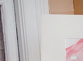 Tornion Kuvataideseuran gallerian heinäkuun kuukauden kuistiteos on Raili Raution akvarelli Viserrys vuodelta 2017.