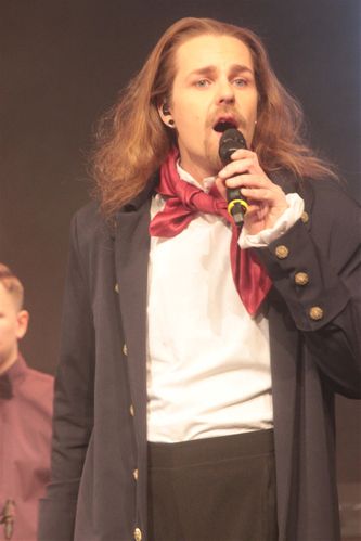 Esa Rautiaisen Iisakki Mustaparta -kappaleen tulkisti Samuli Roivas.